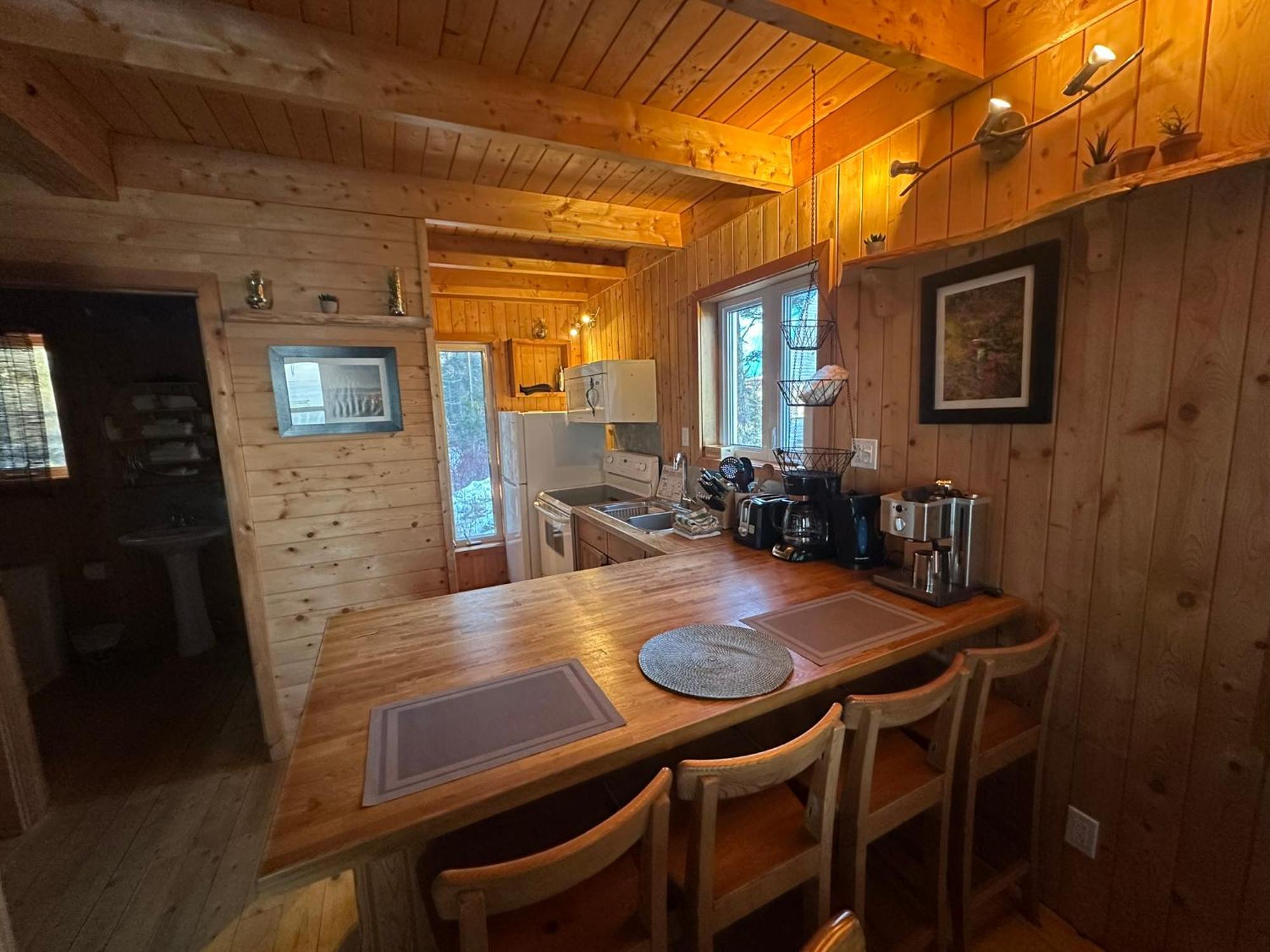 Chalets Du Bout Du Monde แกสเป ภายนอก รูปภาพ